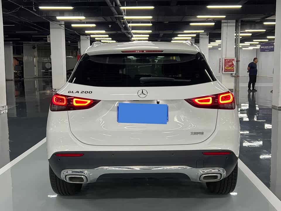 Mercedes-Benz GLA