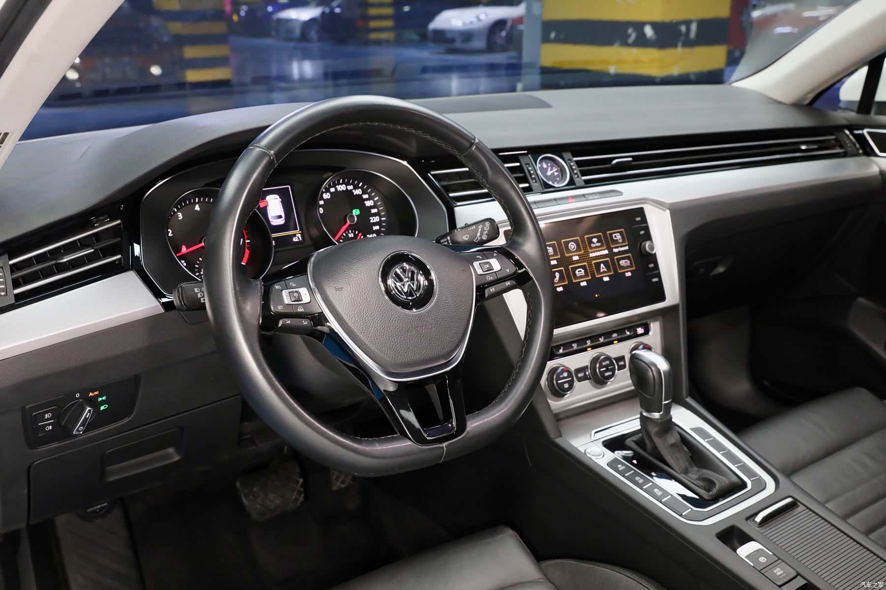 Volkswagen Variant, 2018 10