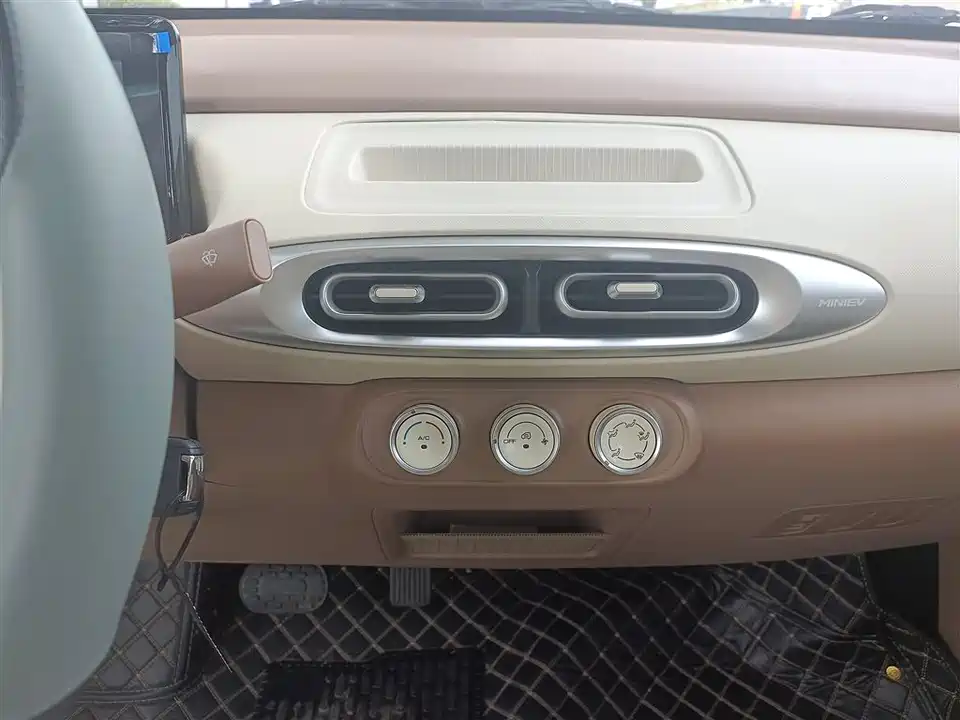 Wuling Hongguang MINIEV