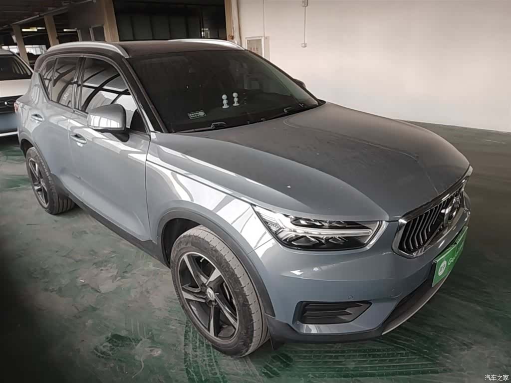 Volvo XC40, 2020 4
