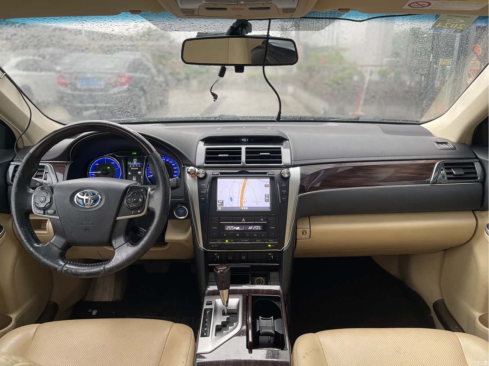 Toyota Camry, 2016 11