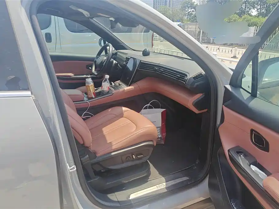 NIO EC6