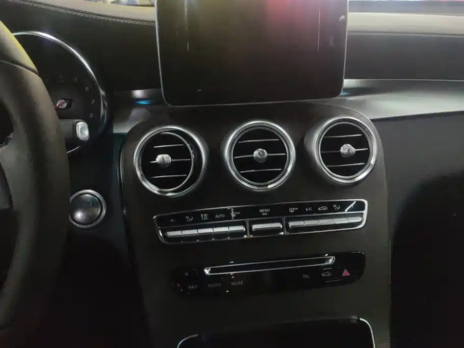 Mercedes-Benz GLC Mercedes-Benz GLC