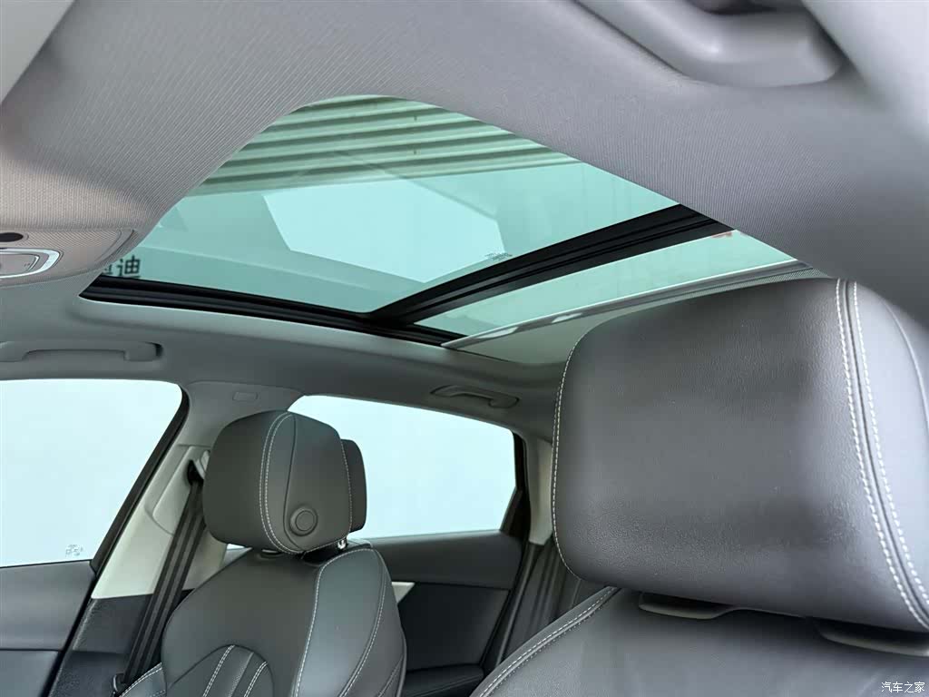 Audi A4L, 2023 9