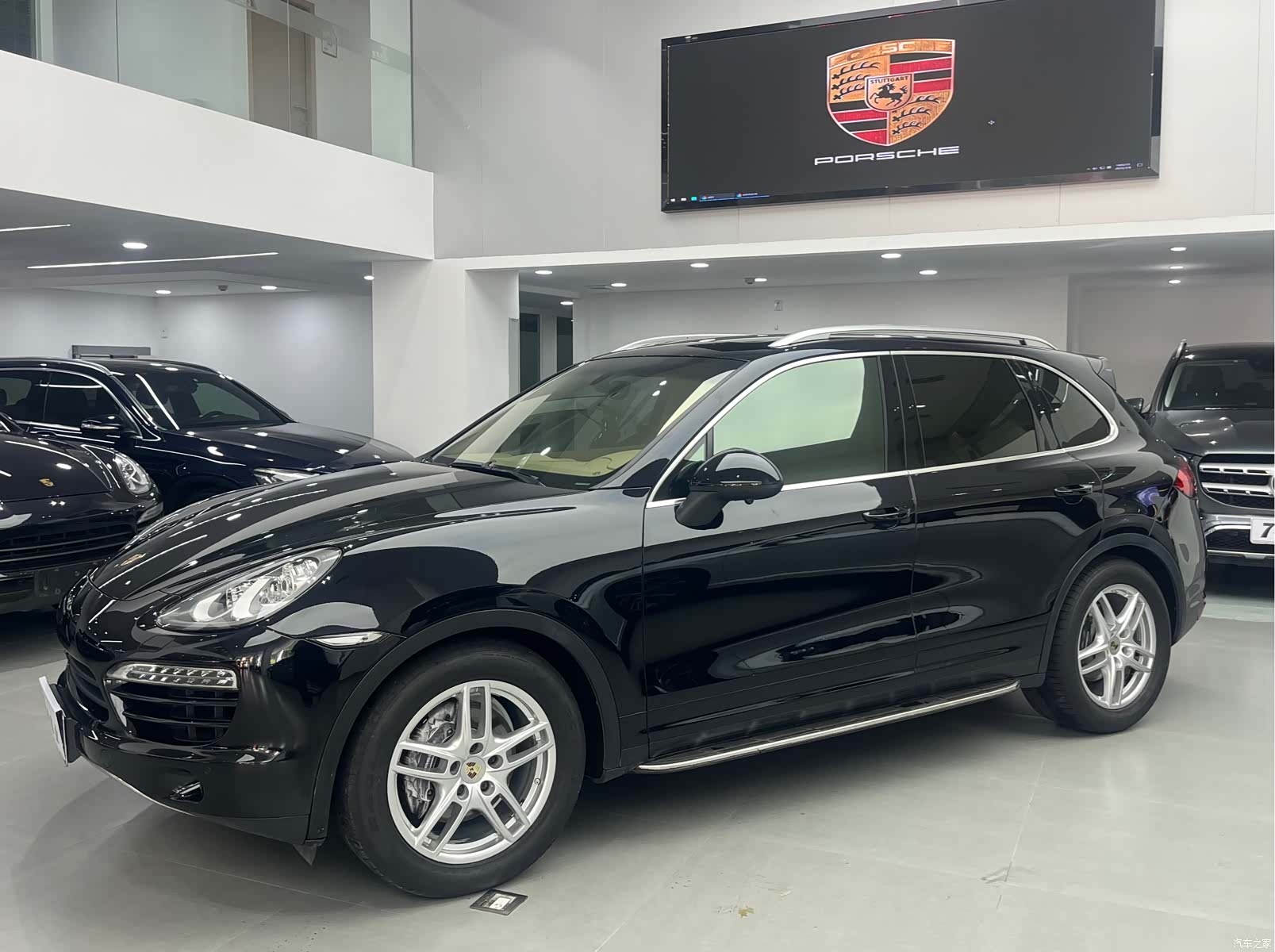 Porsche Cayenne, 2012 1