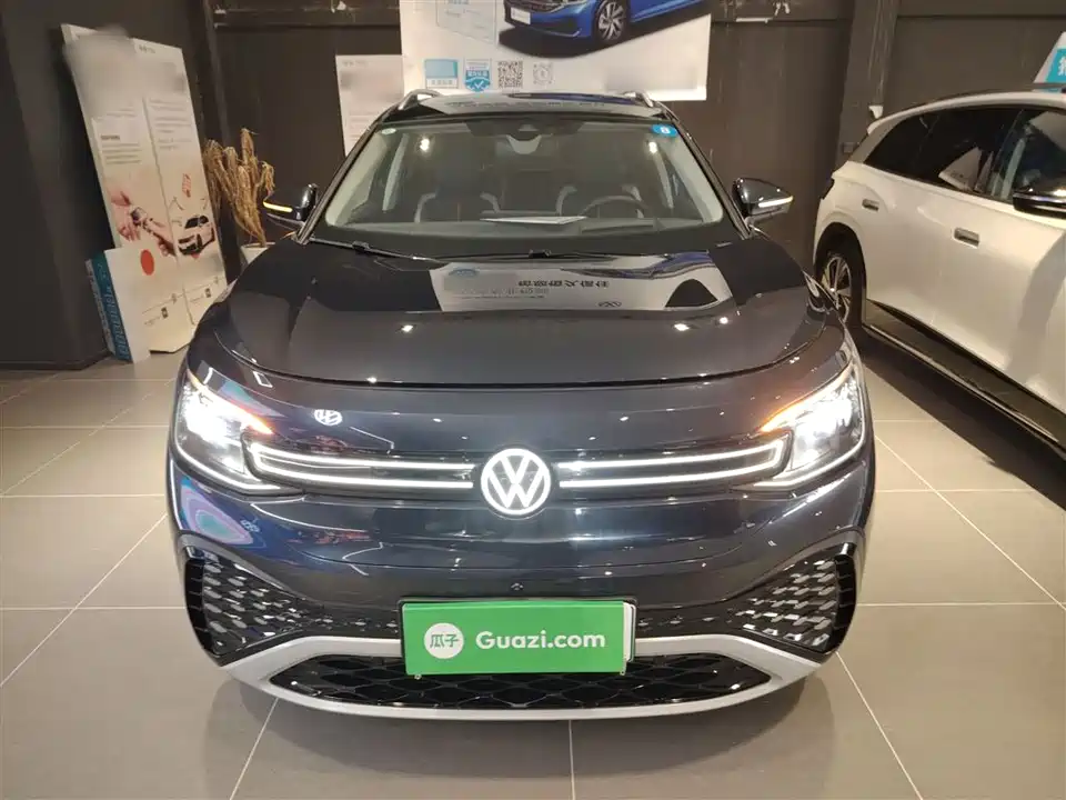 Volkswagen ID.6 CROZZ