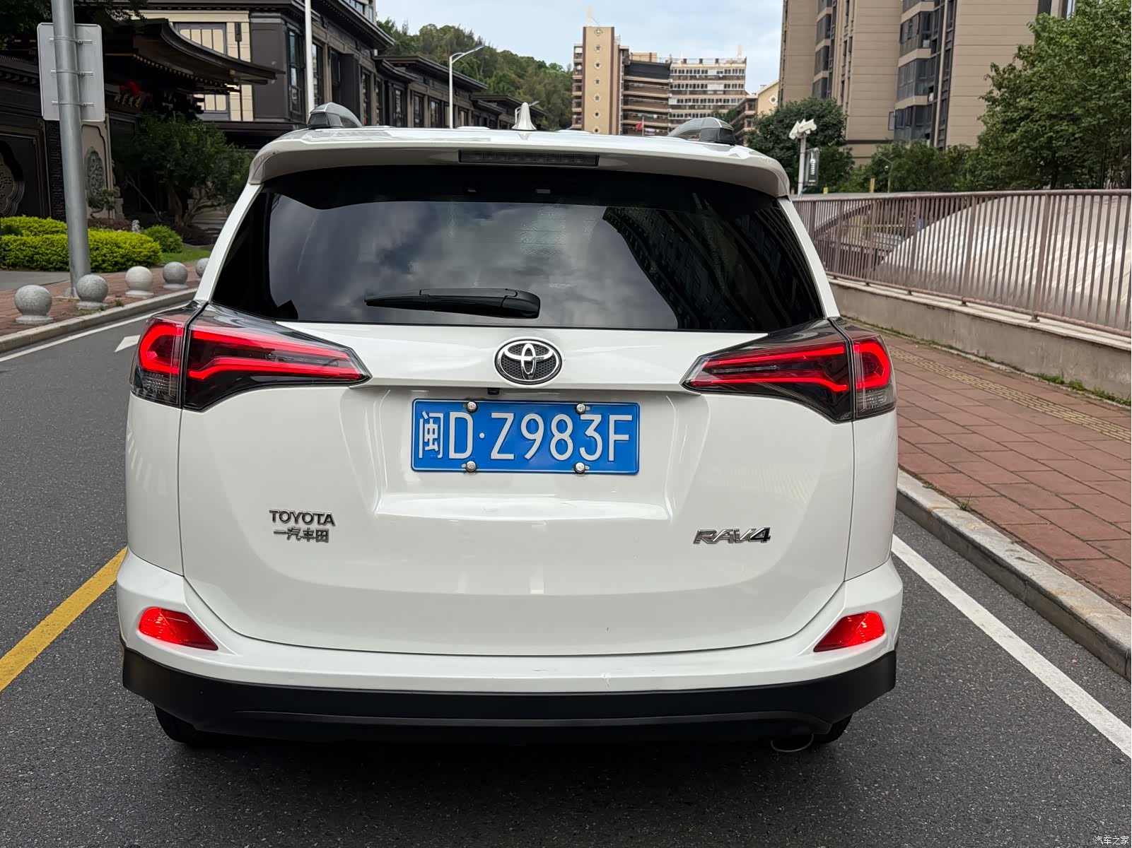 Toyota RAV4, 2017 7