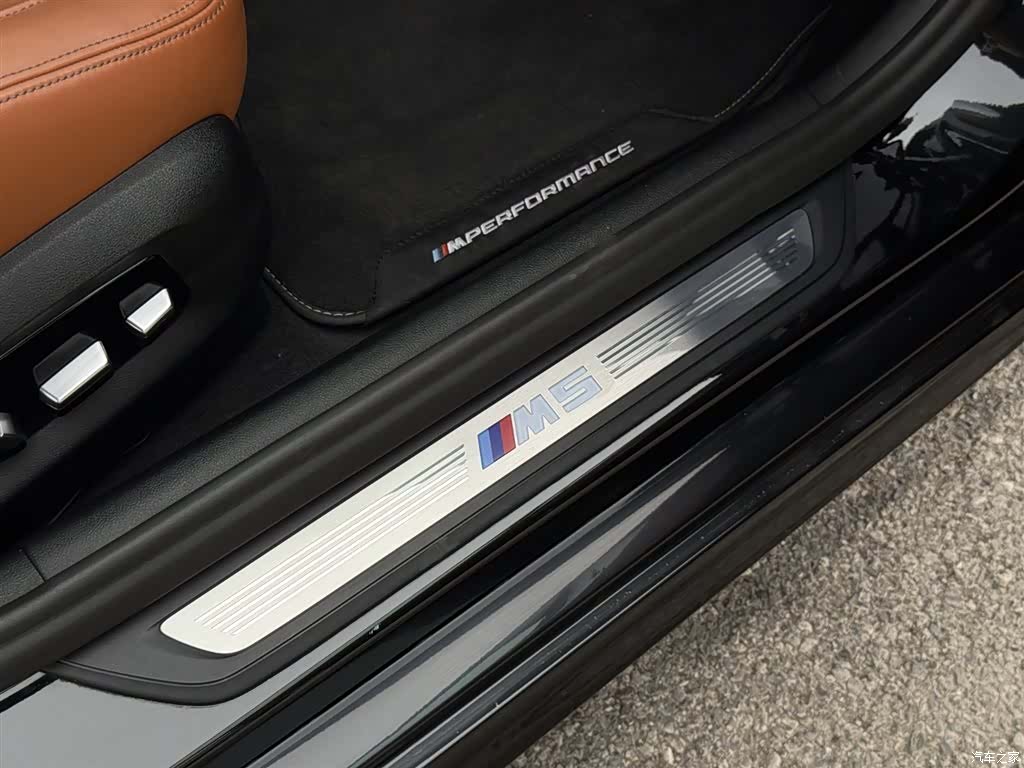 BMW M5, 2021 32