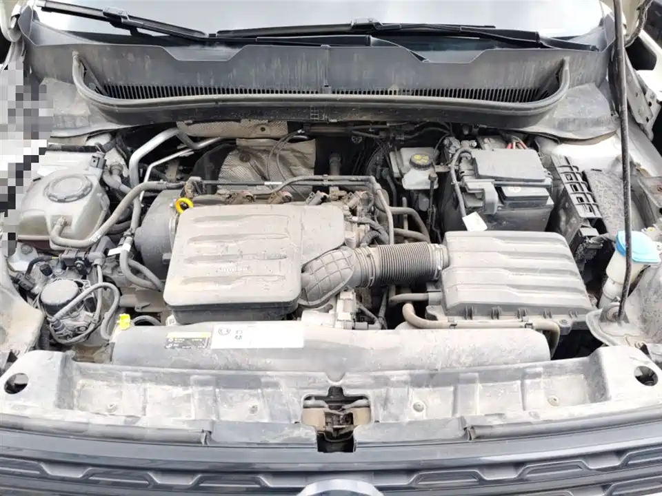 Volkswagen Exploring the shadow