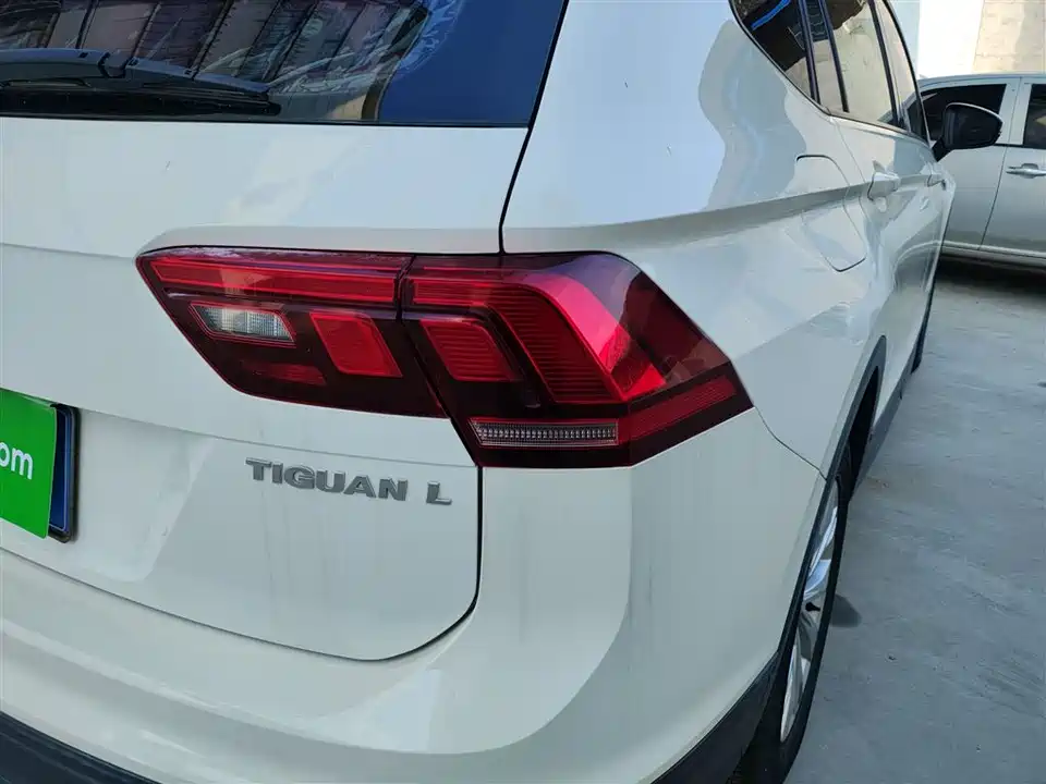 Volkswagen Tiguan L Volkswagen Tiguan L