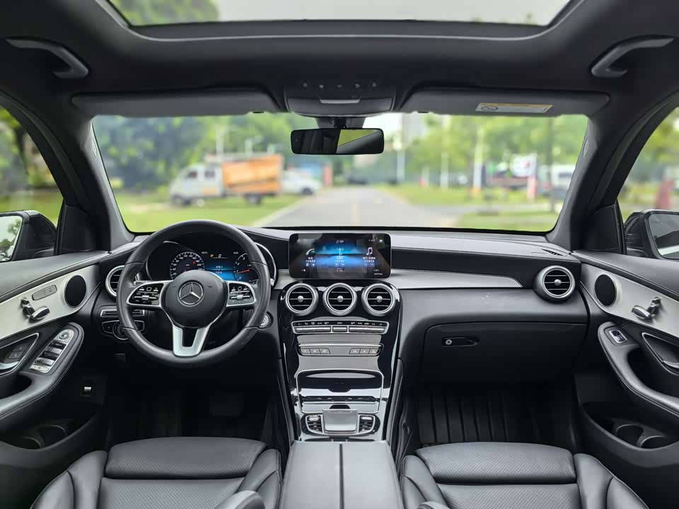 Mercedes-Benz GLC Mercedes-Benz GLC
