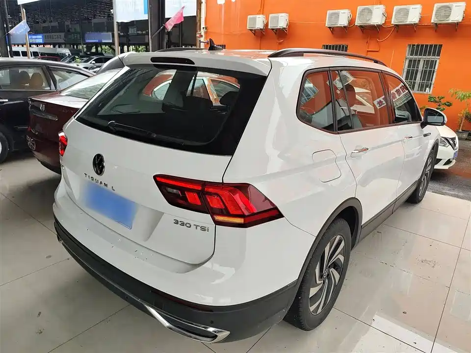 Volkswagen Tiguan L Volkswagen Tiguan L