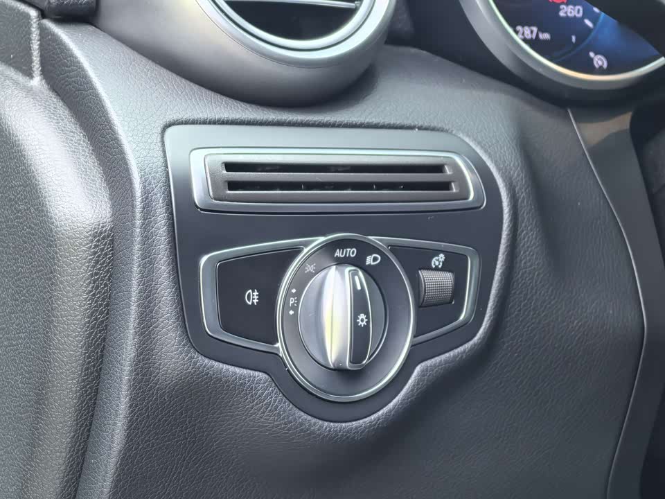 Mercedes-Benz GLC Mercedes-Benz GLC