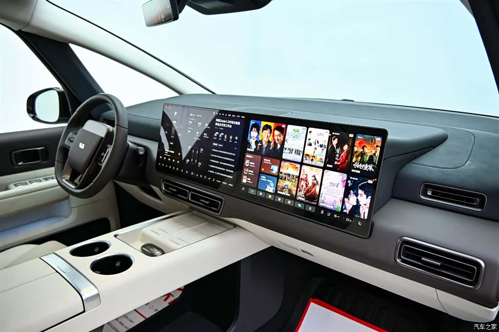 Li Auto MEGA, 2025 18