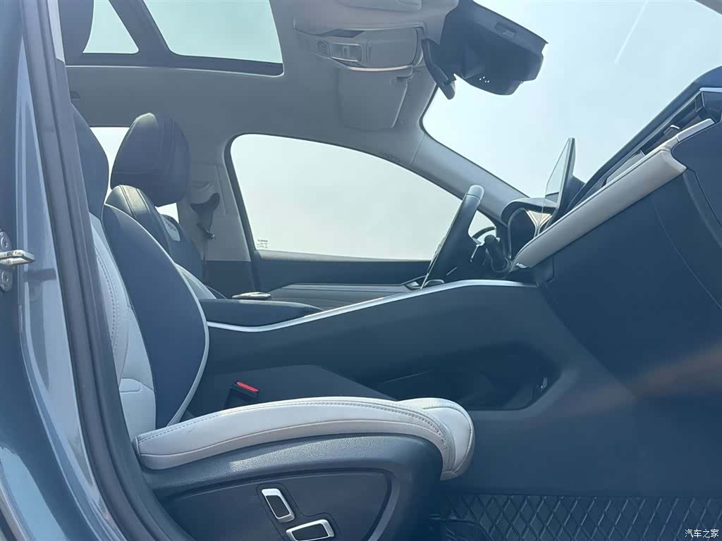 Geely Preface, 2022 7