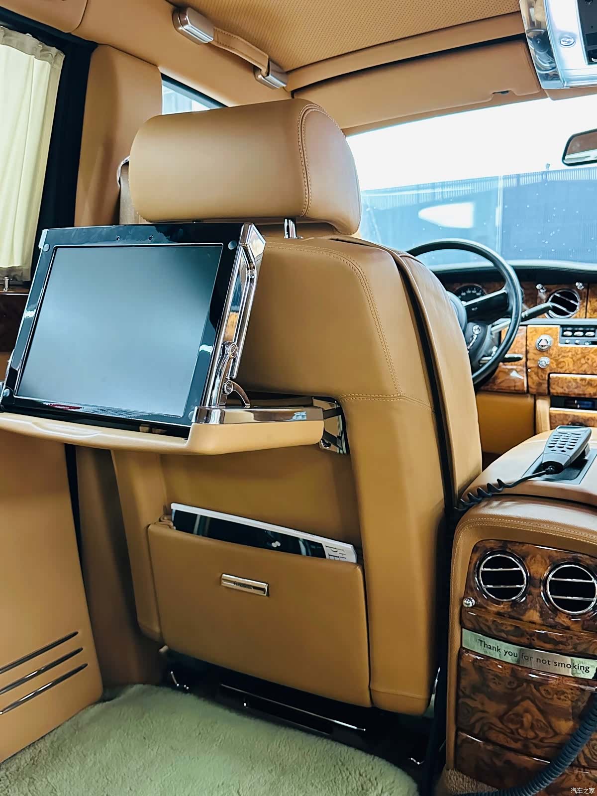 Rolls-Royce Phantom, 2008 3
