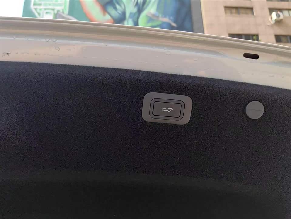 Geely Galaxy Galaxy E8