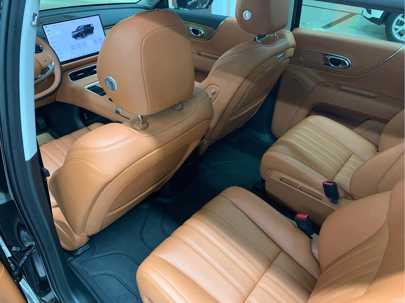 Trumpchi S9, 2025 10
