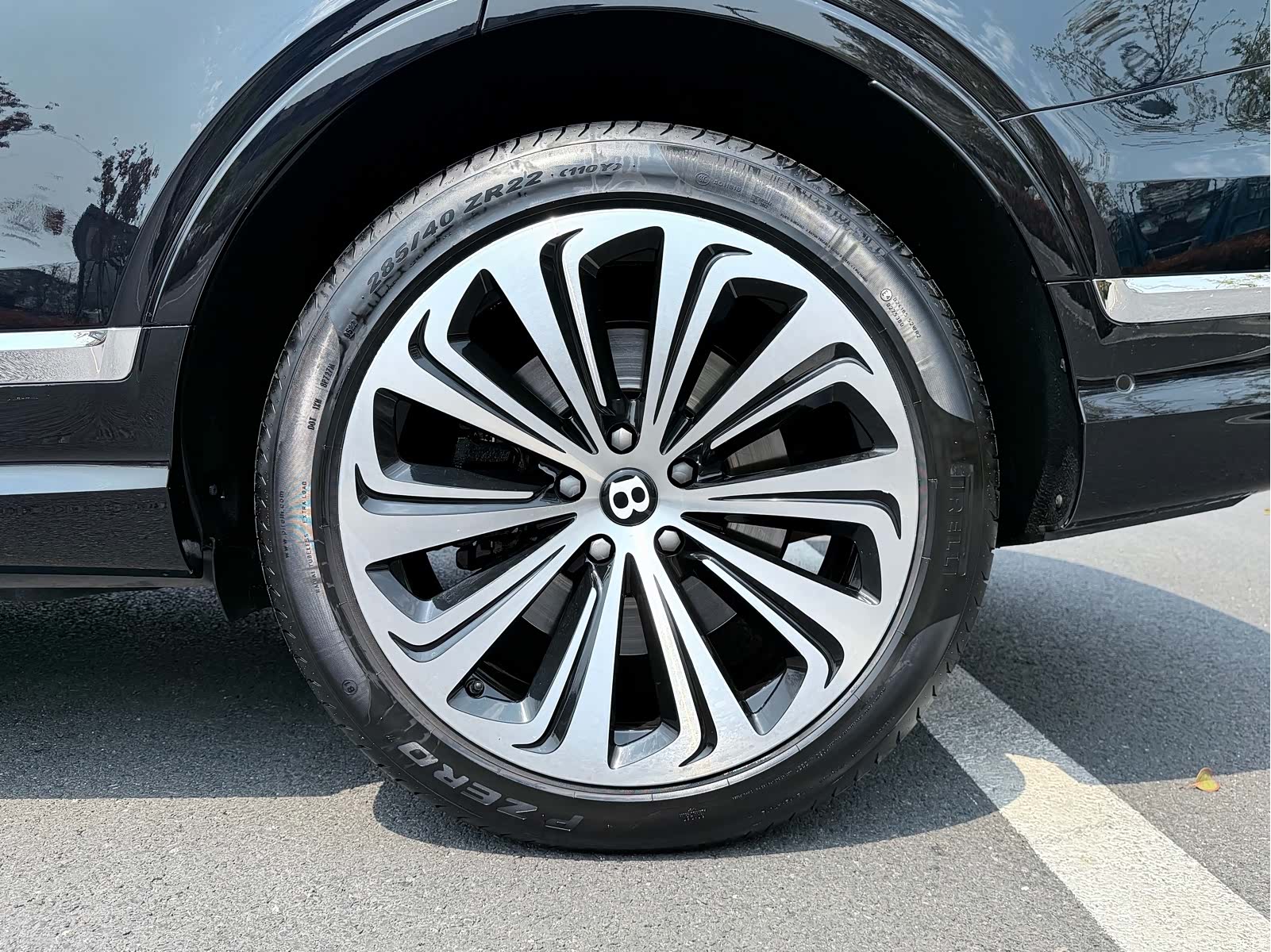 Bentley Bentayga, 2020 16