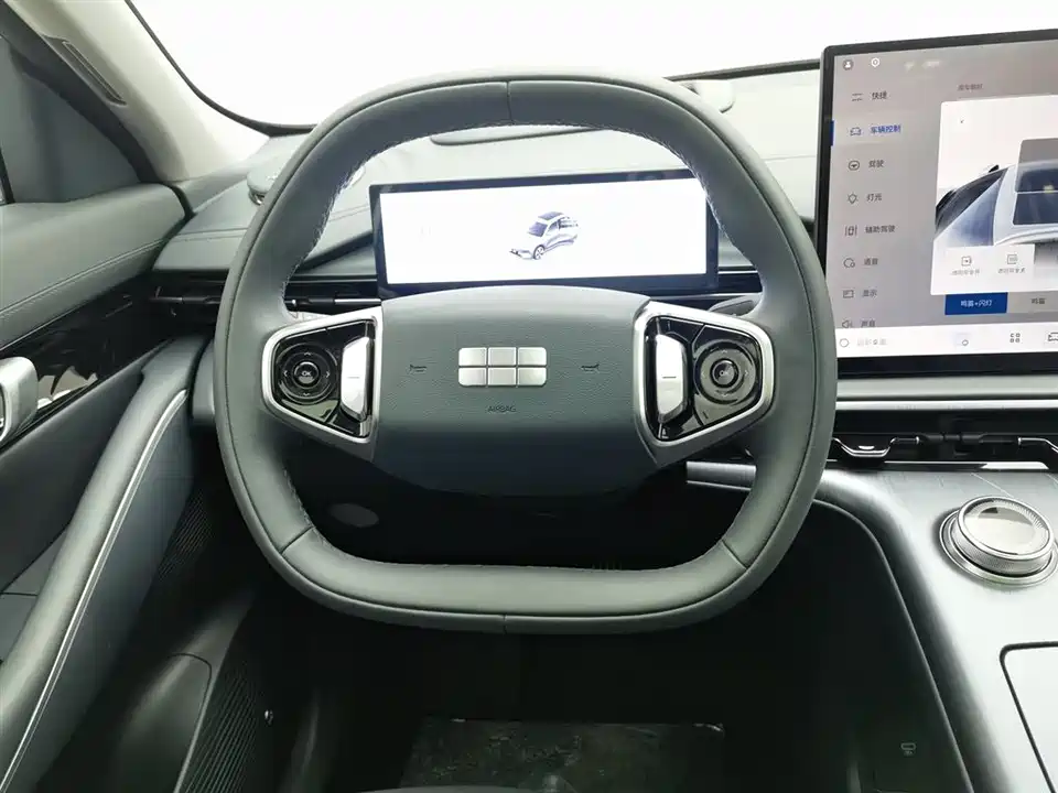 Geely Galaxy Galaxy E5