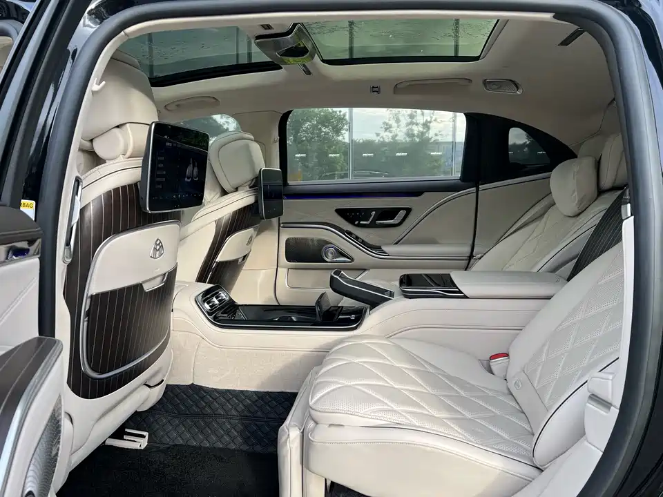 Mercedes-Benz Maybach S-class