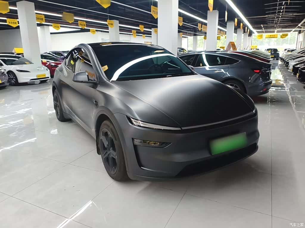 Tesla Model Y, 2025 22
