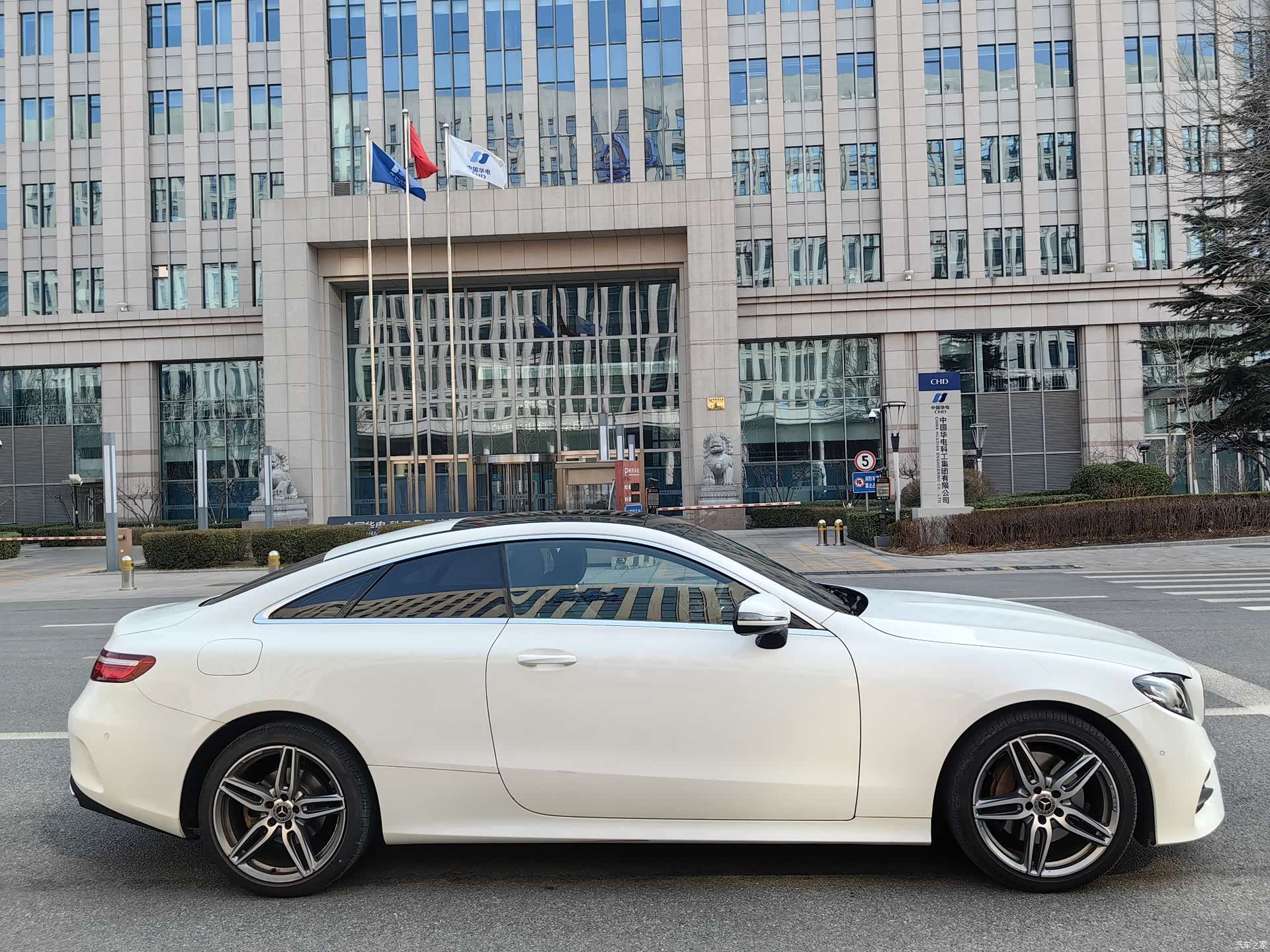 Mercedes-Benz E-Class, 2019 8