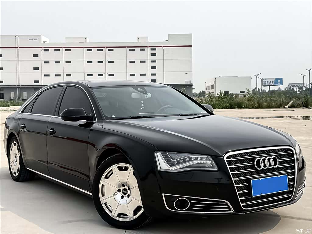 Audi A8L, 2013 3