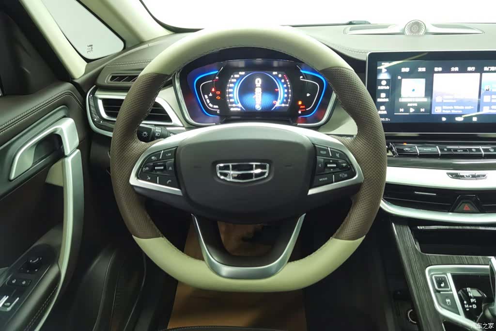 Geely Jiaji, 2021 15