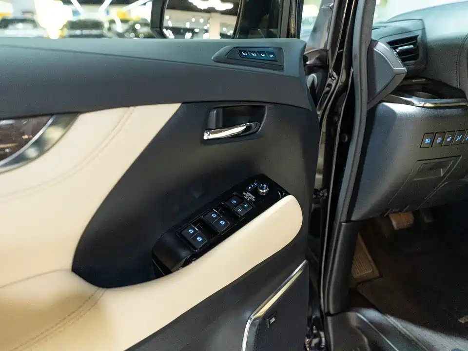 Toyota Wilfa