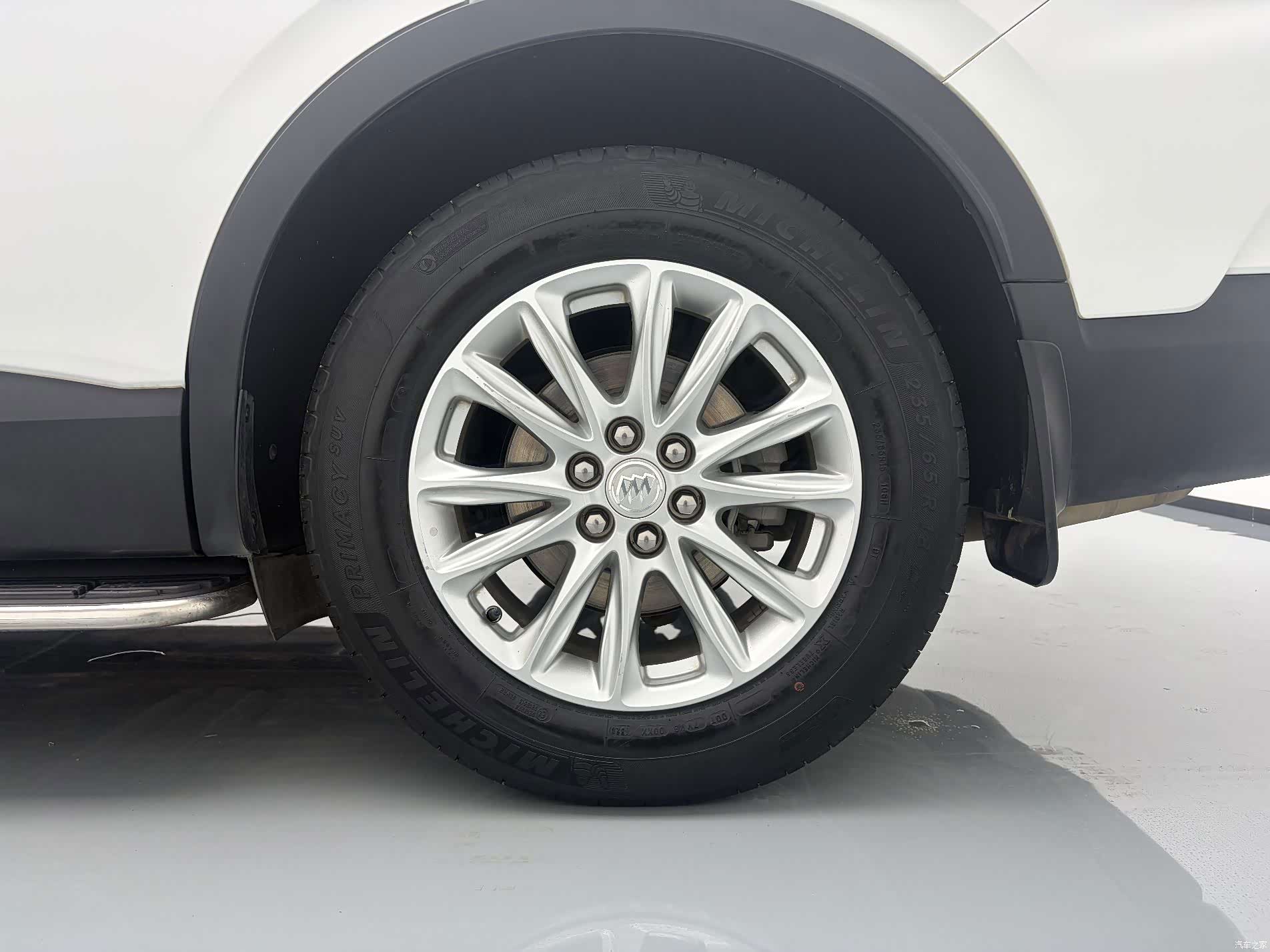 Buick Enclave, 2021 9