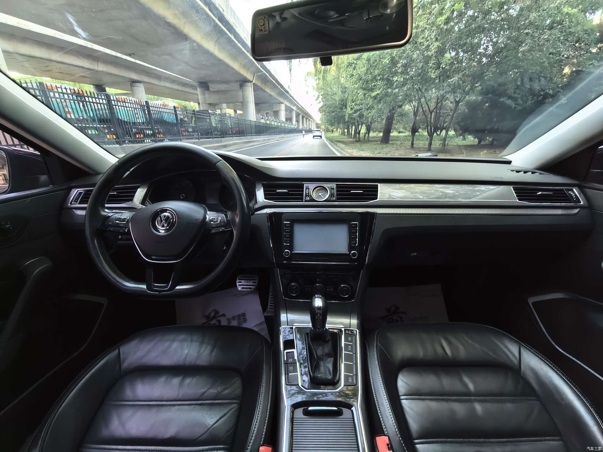 Volkswagen Passat, 2016 все фото