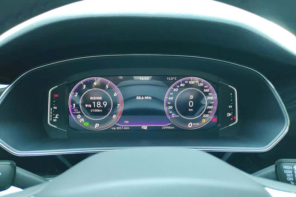 Volkswagen Passat, 2024 14