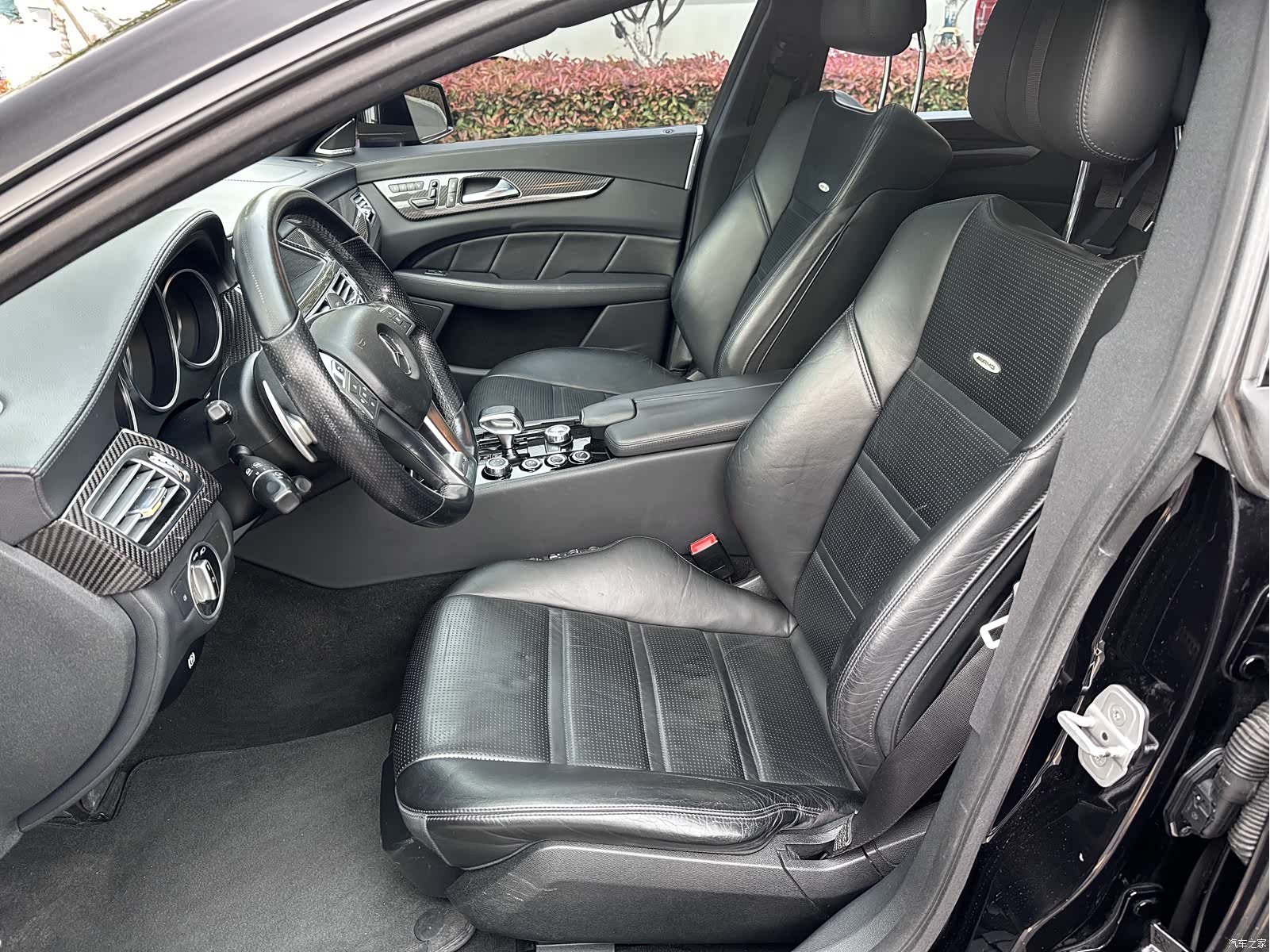 Mercedes-Benz CLS, 2013 9