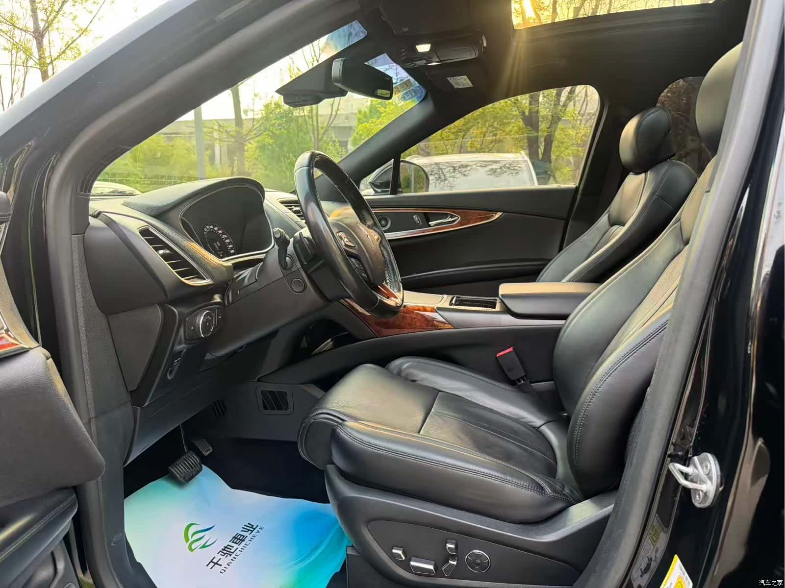 Lincoln MKX, 2018 все фото