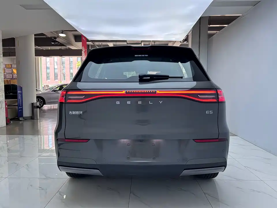 Geely Galaxy Galaxy E5