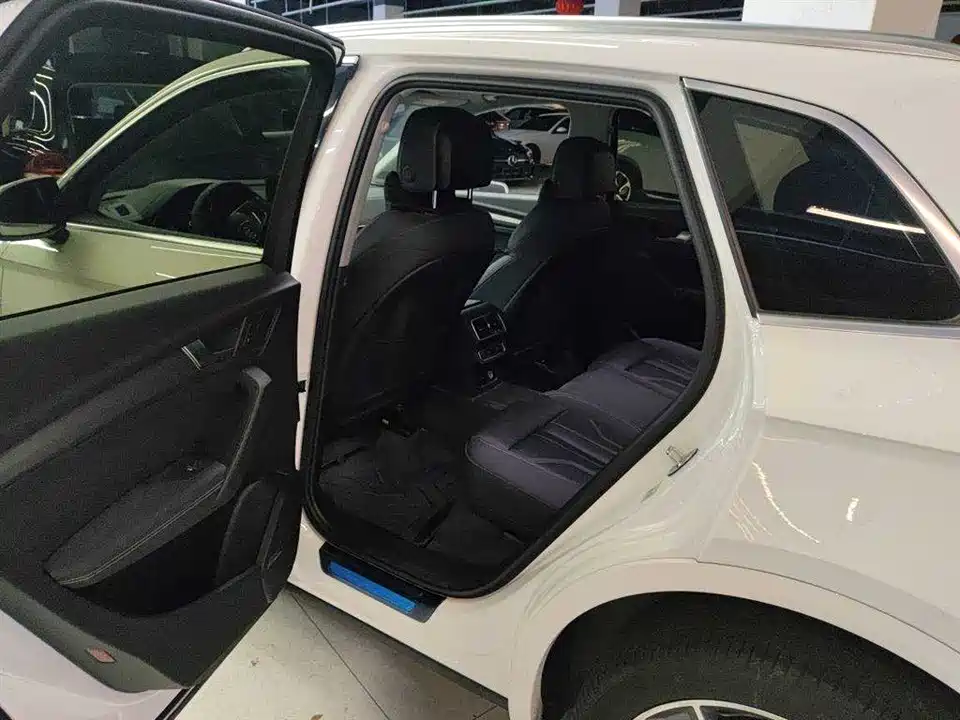 Audi Q5L Audi Q5L