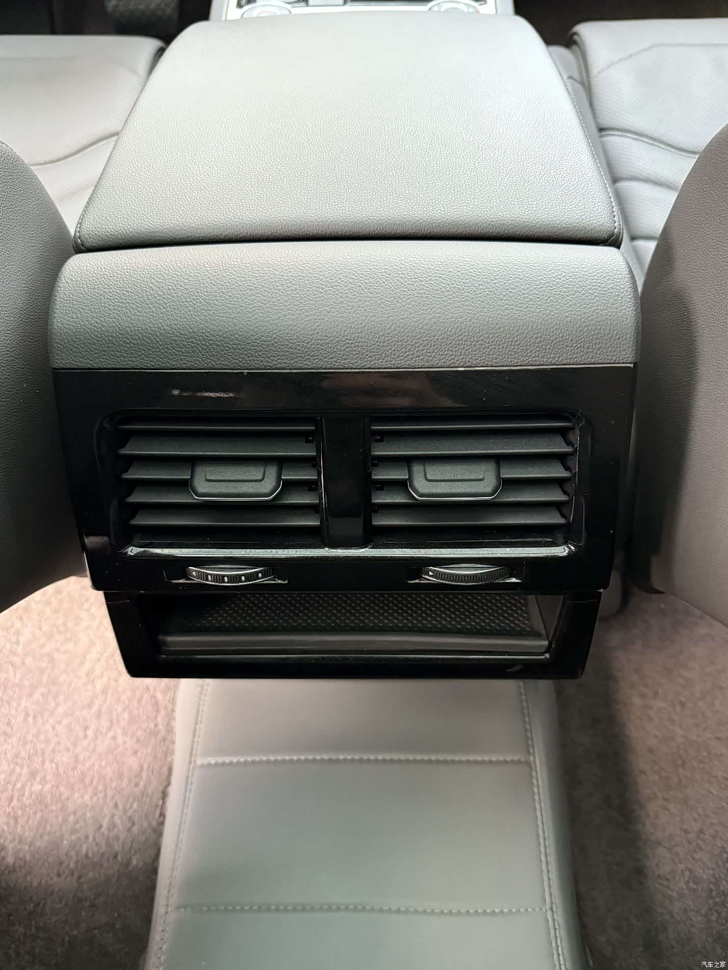 Volkswagen Touareg, 2021 13