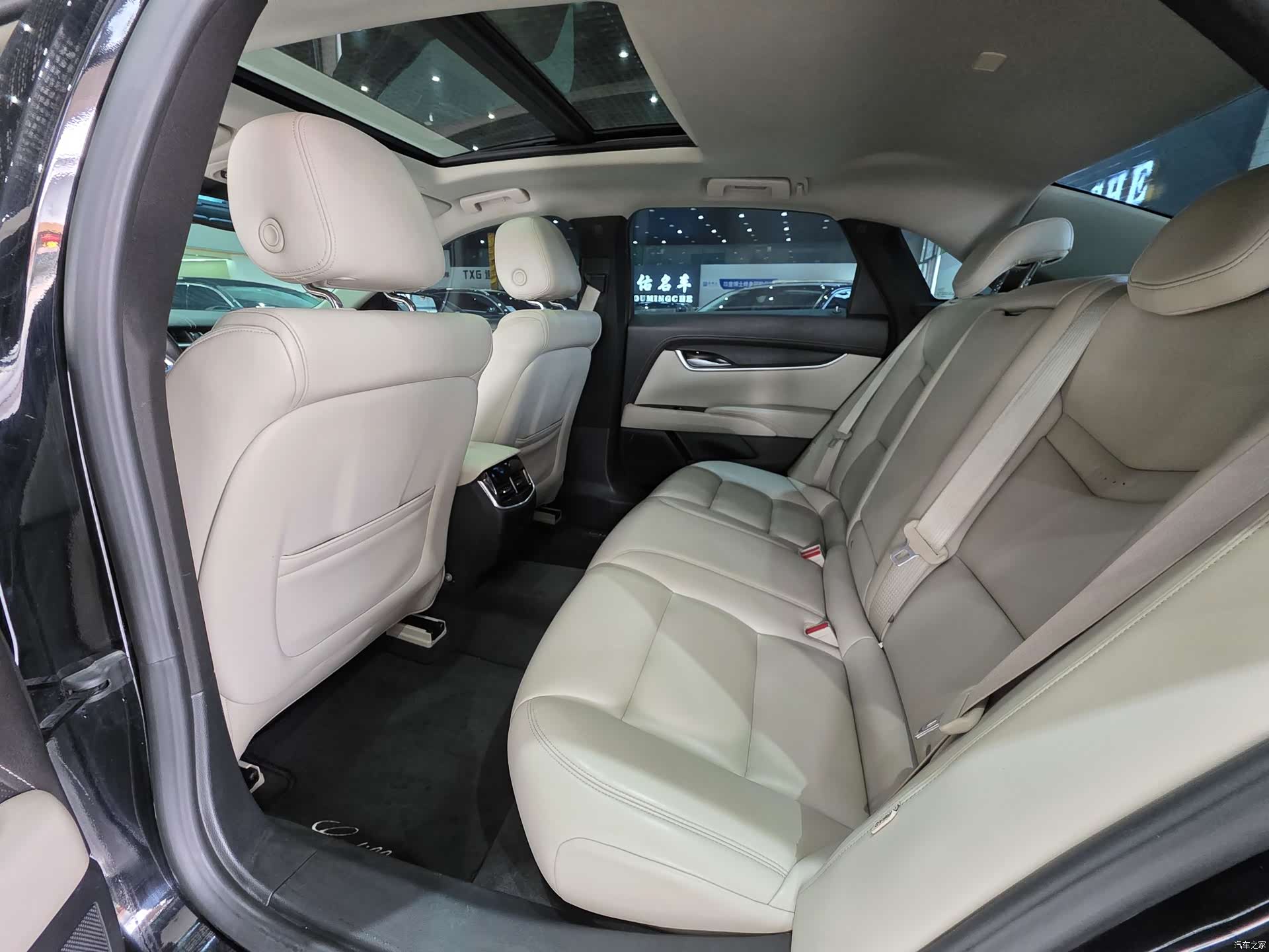 Cadillac XTS, 2018 12
