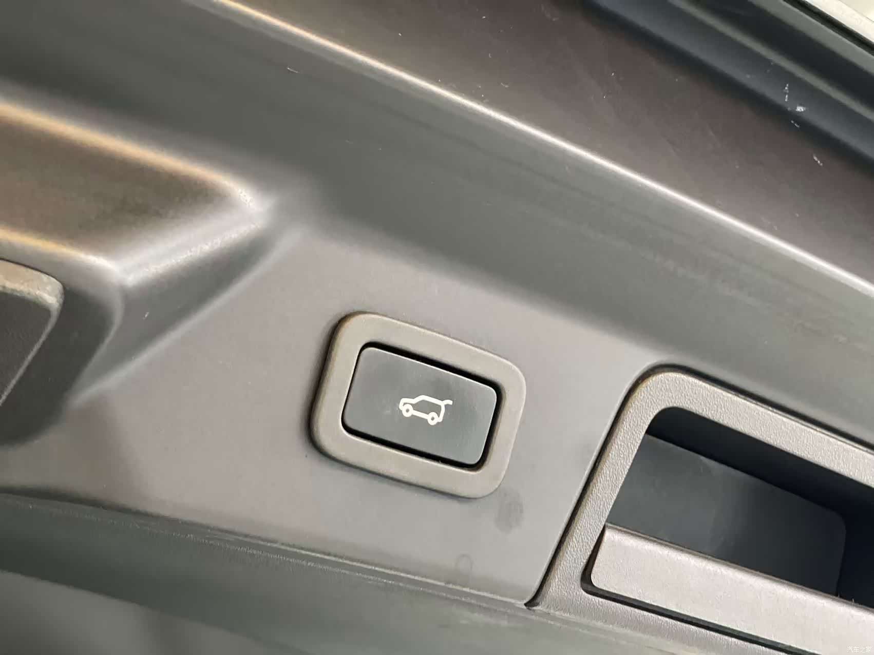 Land Rover Range Rover, 2018 17