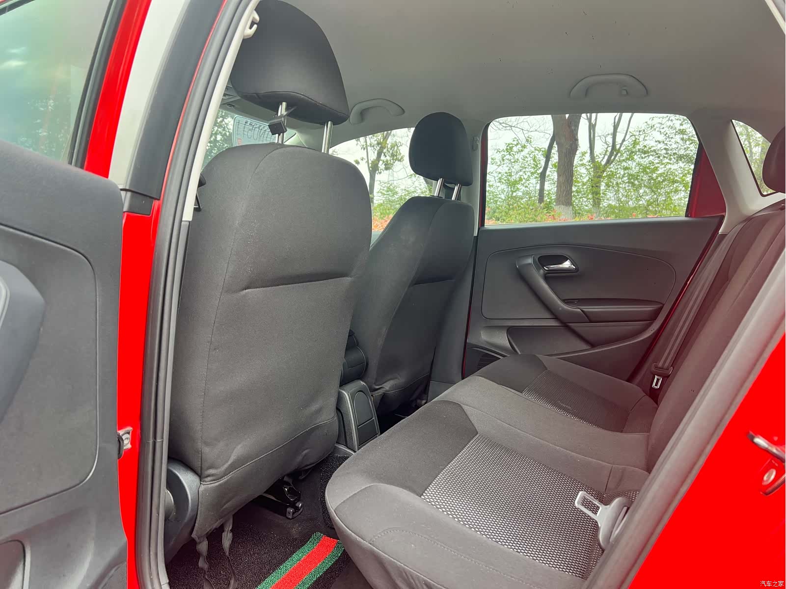 Volkswagen Polo, 2013 8