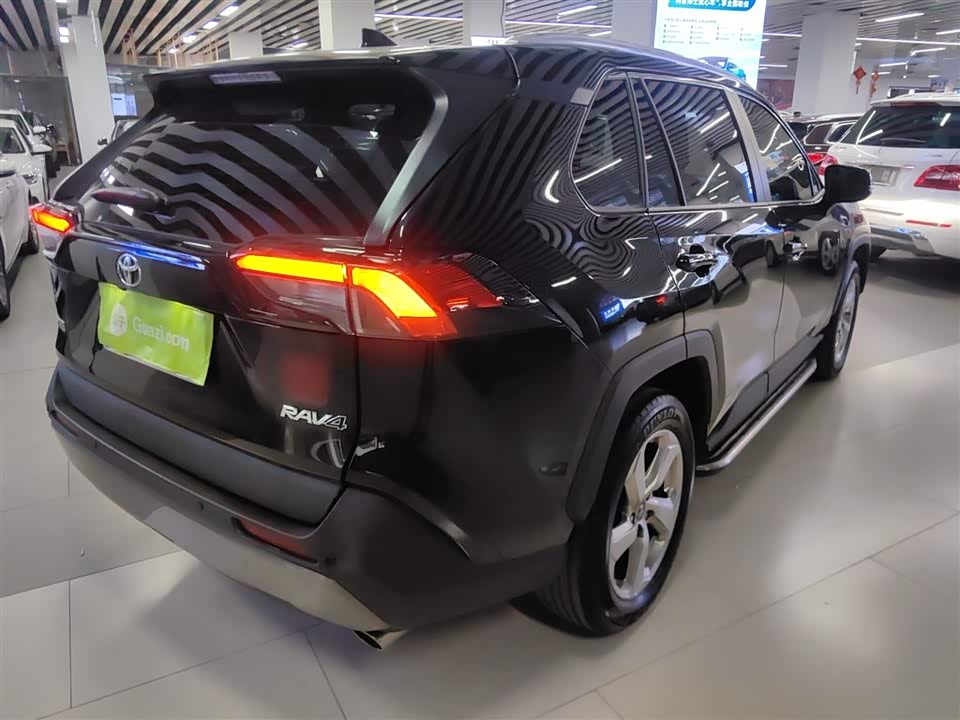 Toyota RAV4 Rongfang