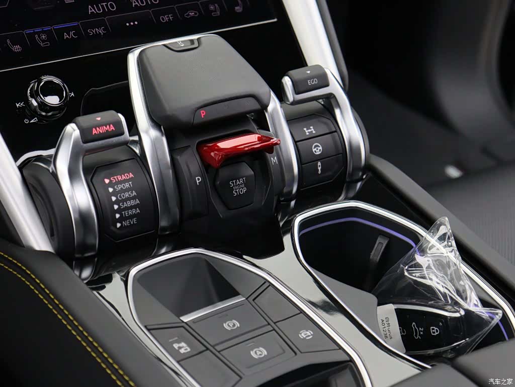 Lamborghini Urus, 2019 11