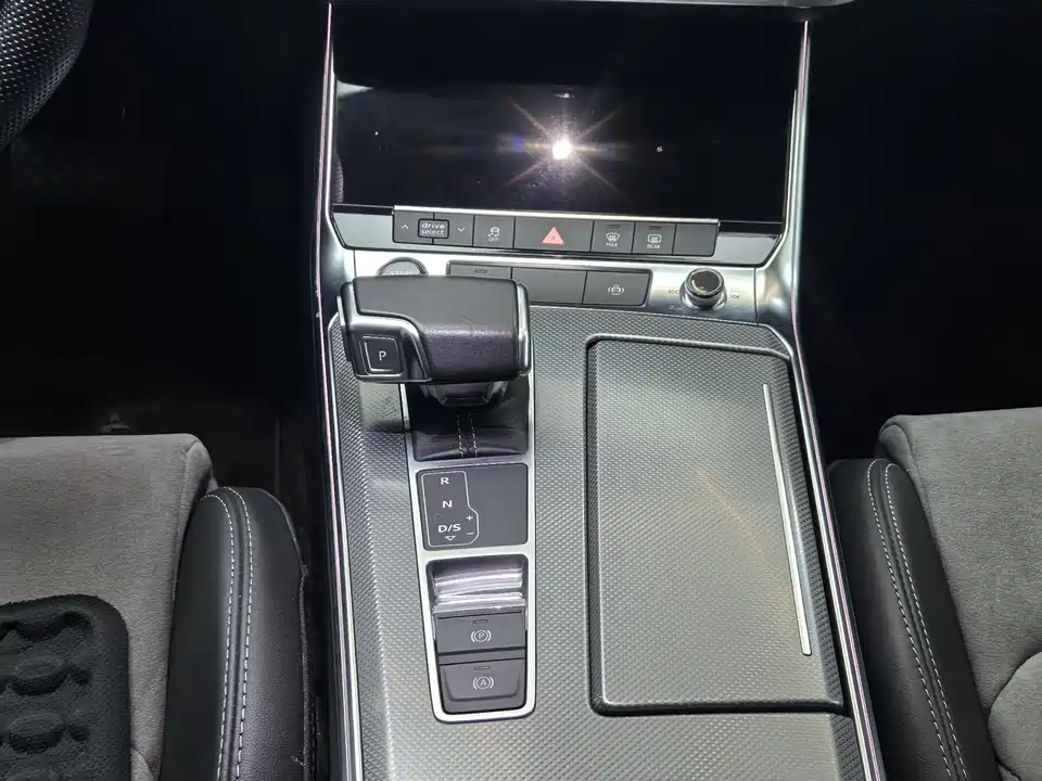Audi A6L Audi A6L