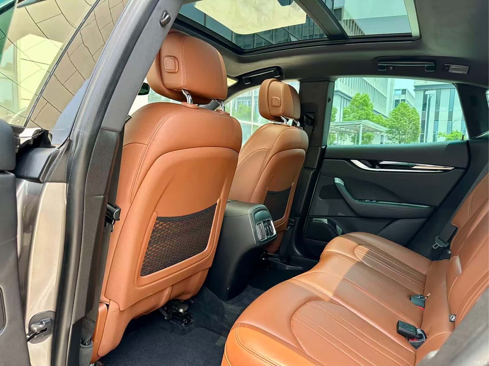Maserati Levante, 2016 6