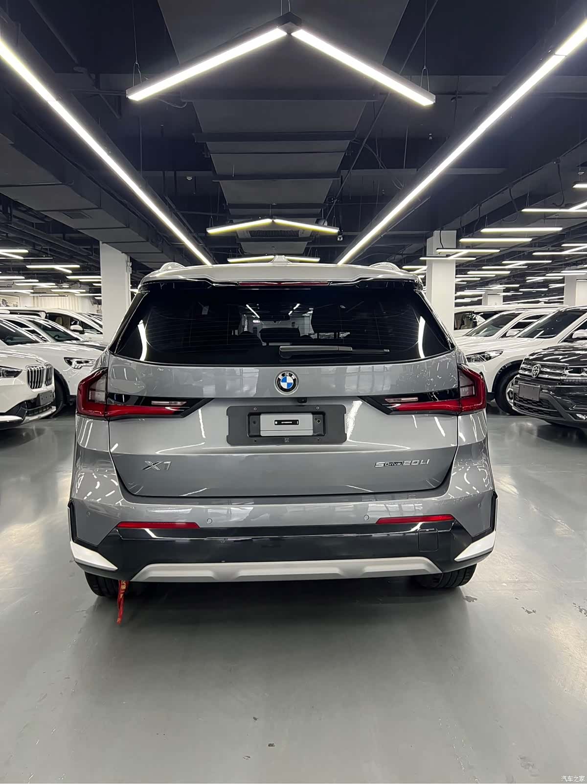 BMW X1, 2023 все фото
