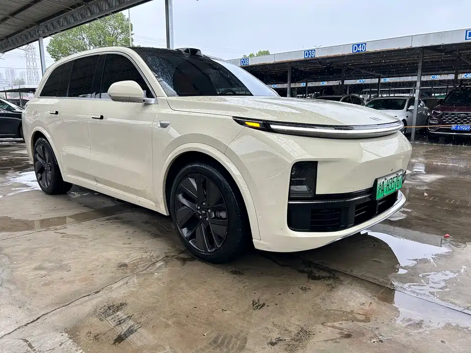 Li Auto Ideal L8
