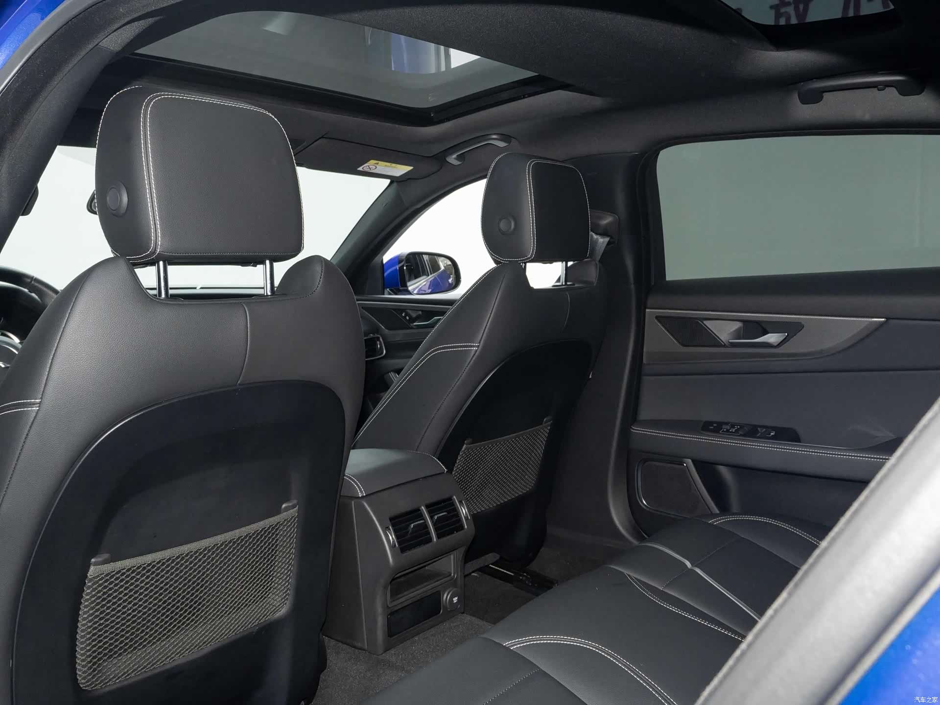 Land Rover XEL, 2021 все фото