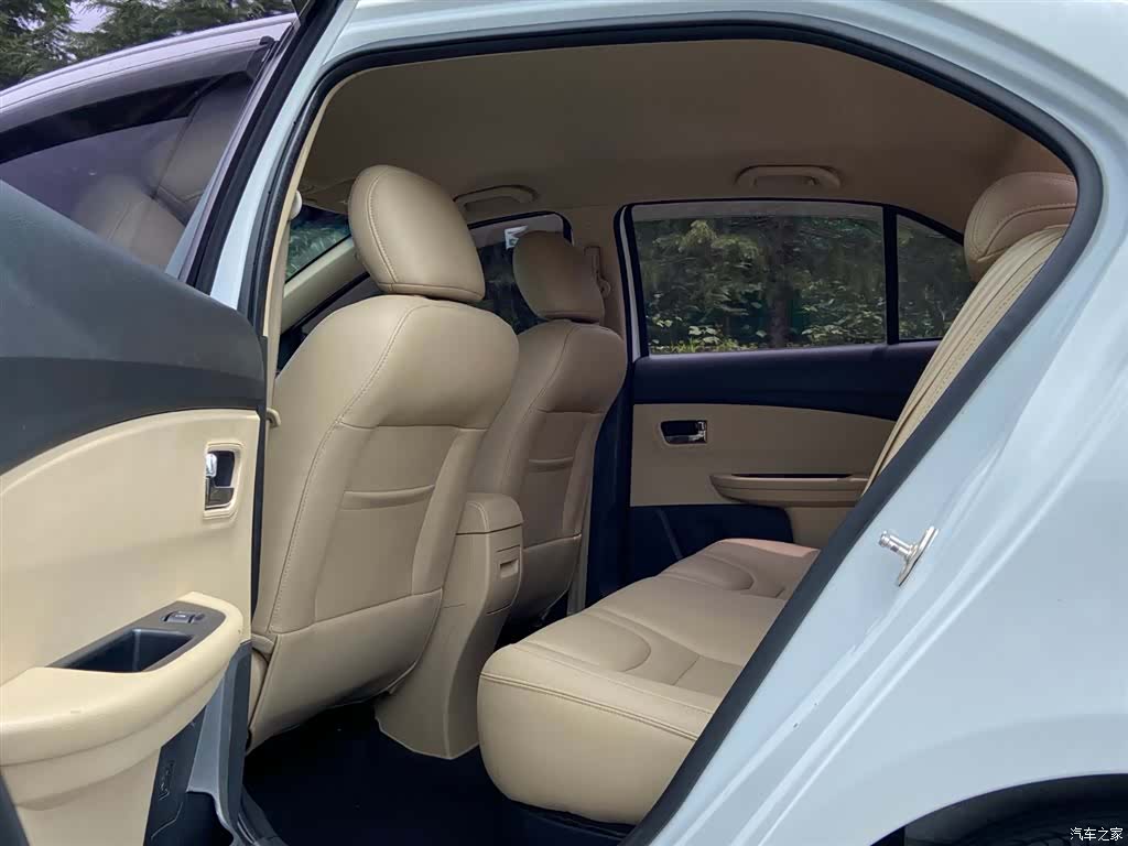 Chery E3, 2015 все фото
