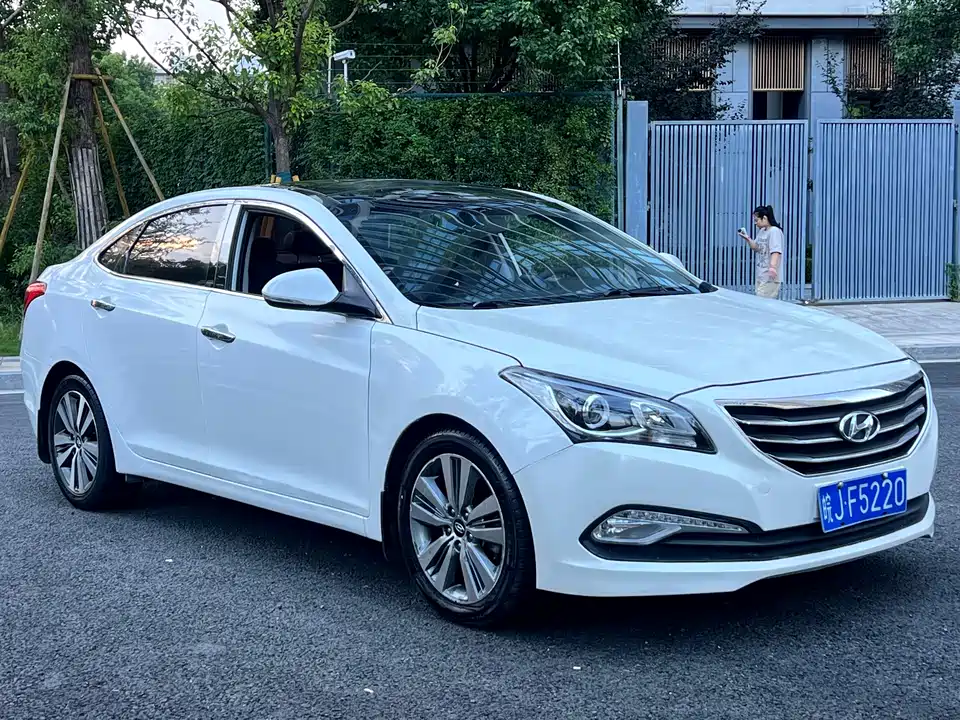 Hyundai Name picture